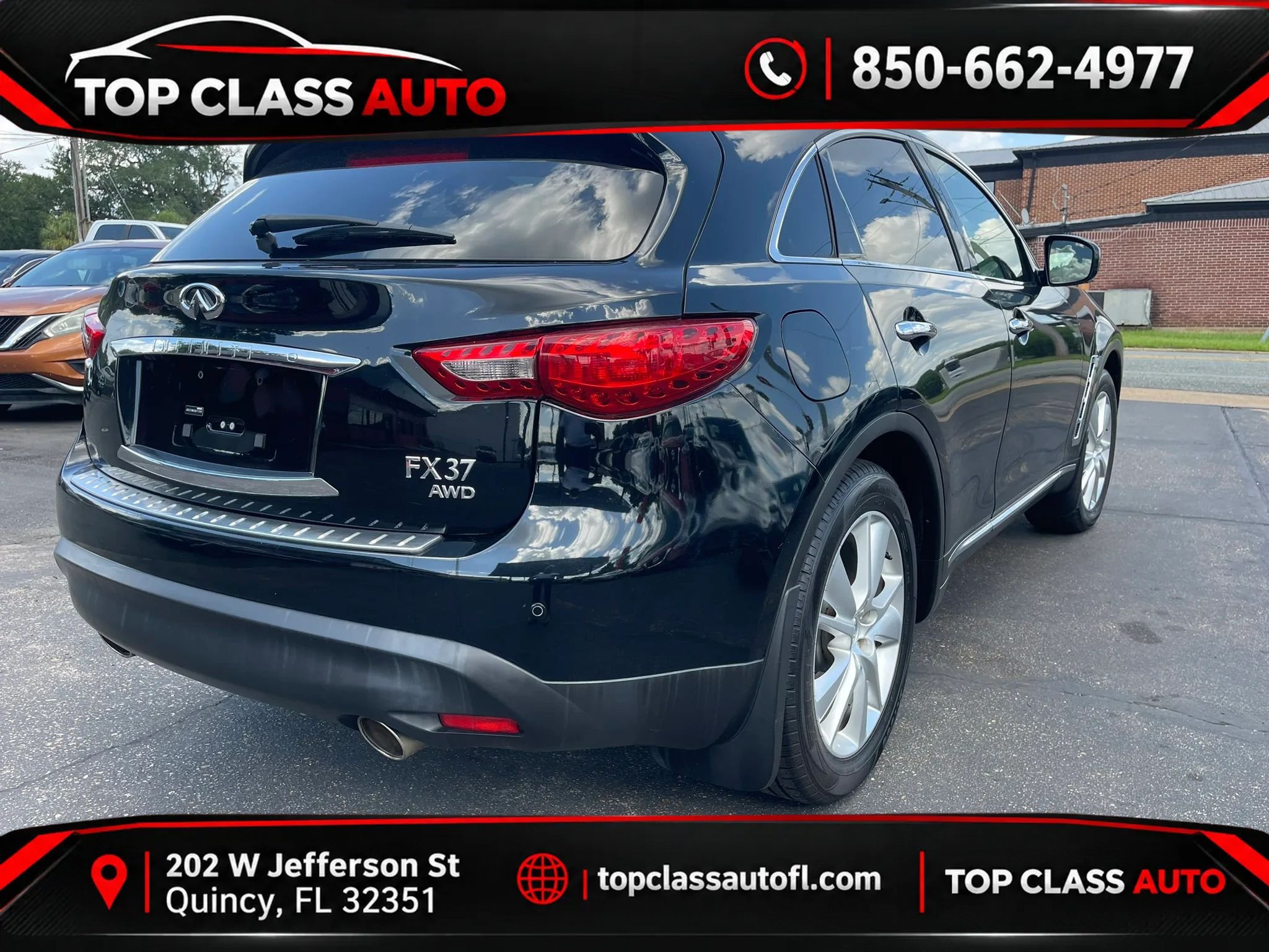 Used 2013 INFINITI FX37 AWD w/ Premium Pkg image 4