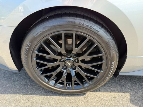 Used 2020 Ford Mustang GT RWD image 13