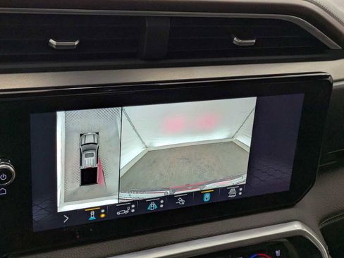 Used 2022 GMC Sierra 1500 Denali w/ Denali Reserve Package image 30