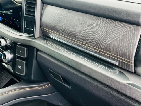 Used 2023 Ford F350 Platinum image 24