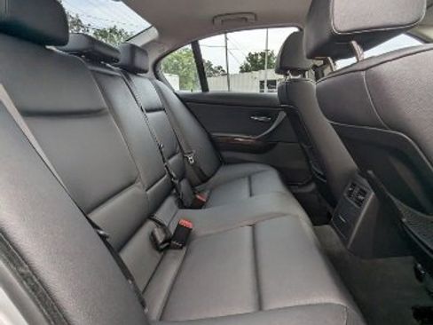 Used 2009 BMW 328i xDrive Sedan image 21