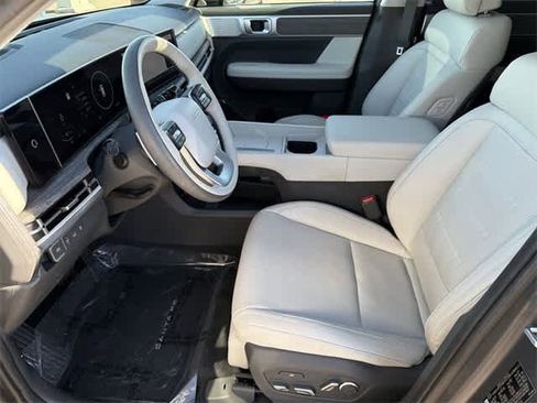 Certified 2025 Hyundai Santa Fe Calligraphy image 6