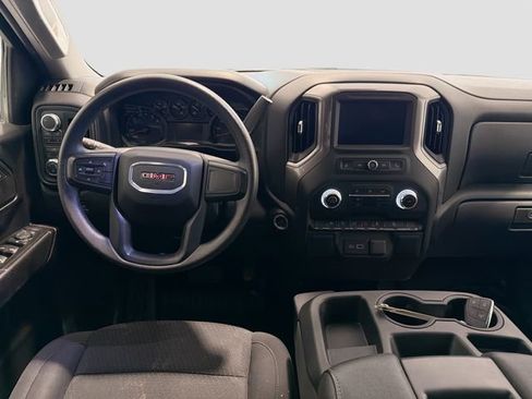Used 2025 GMC Sierra 1500 Pro w/ Pro Value Package AWD/4WD image 17