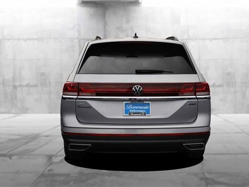 New 2026 Volkswagen Atlas SE image 6