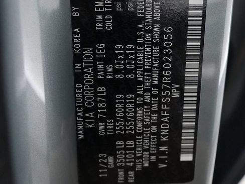 Used 2024 Kia EV9 Wind AWD/4WD image 30