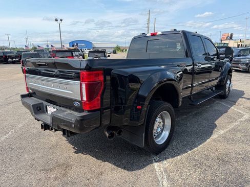 Used 2022 Ford F450 Platinum w/ FX4 Off-Road Package AWD/4WD image 5