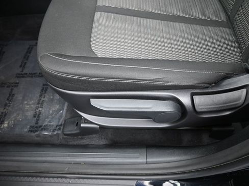 Used 2022 Kia Sorento LX image 15