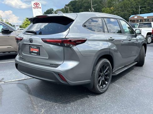 New 2026 Toyota Highlander XLE AWD/4WD image 3