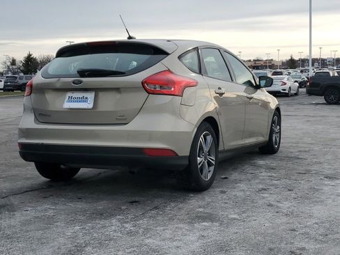 Used 2016 Ford Focus SE image 9