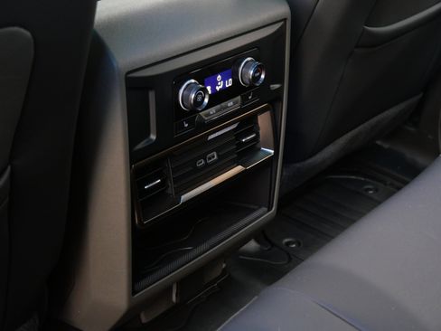 Used 2024 GMC Hummer EV 3X image 33