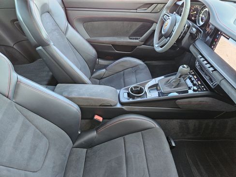 Certified 2022 Porsche 911 GT3 image 15