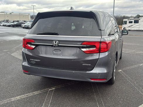 Used 2022 Honda Odyssey Touring image 8