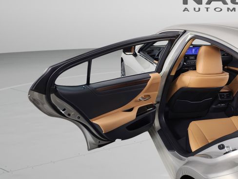 New 2025 Lexus ES 350 w/ Premium Package image 27