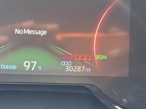 Used 2025 Toyota RAV4 XLE FWD image 21