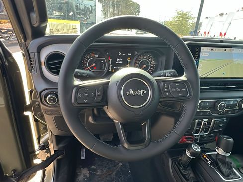 New 2026 Jeep Gladiator Sport image 21