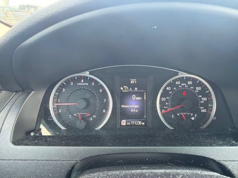 Used 2017 Toyota Camry SE FWD image 15
