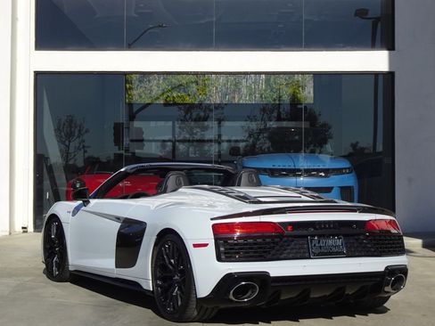 Used 2020 Audi R8 V10 w/ Carbon Exterior Package image 5