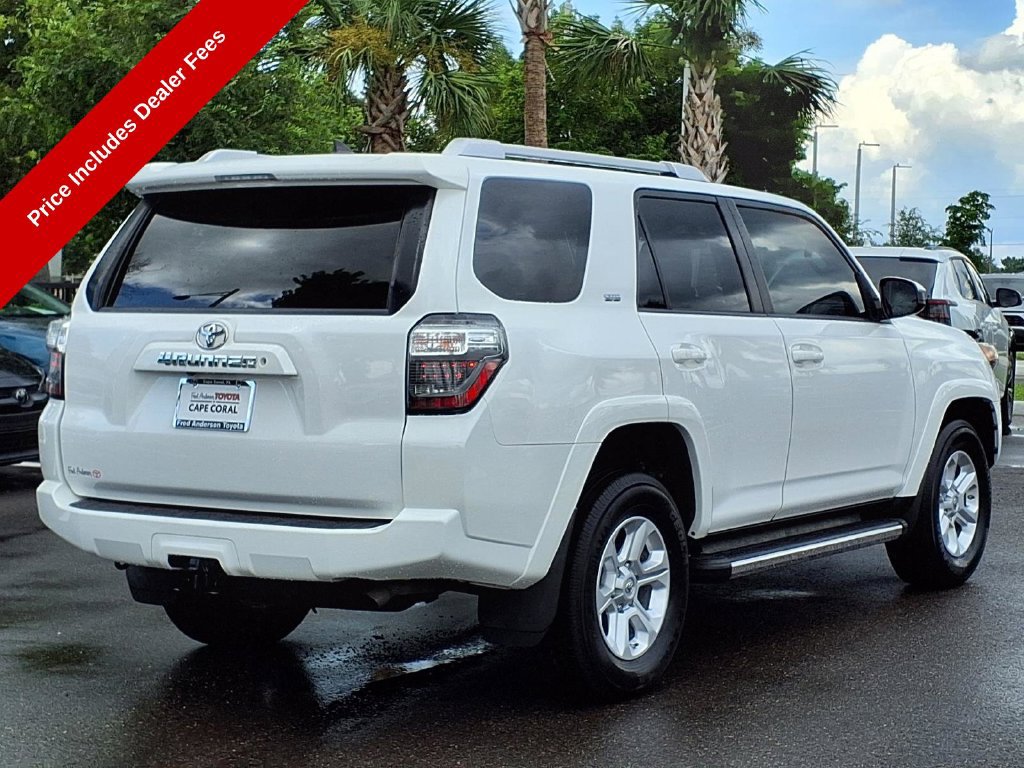 Used 2015 Toyota 4Runner SR5 RWD image 8