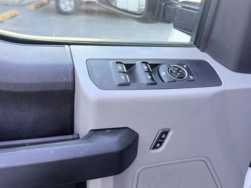 Used 2017 Ford F250 XL w/ Power Equipment Group AWD/4WD image 31