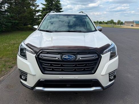 Used 2022 Subaru Forester Touring AWD/4WD image 5