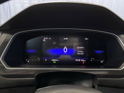 Used 2024 Volkswagen Tiguan SE image 21