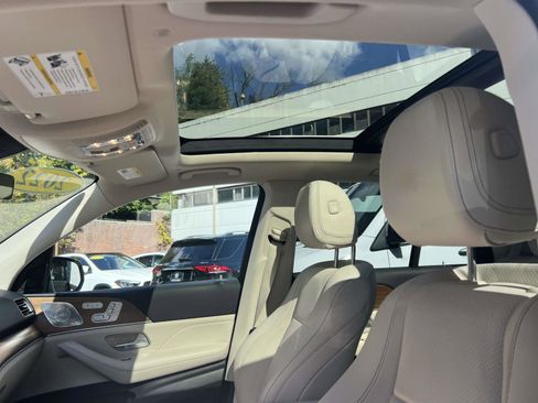 Certified 2022 Mercedes-Benz GLE 350 4MATIC image 28