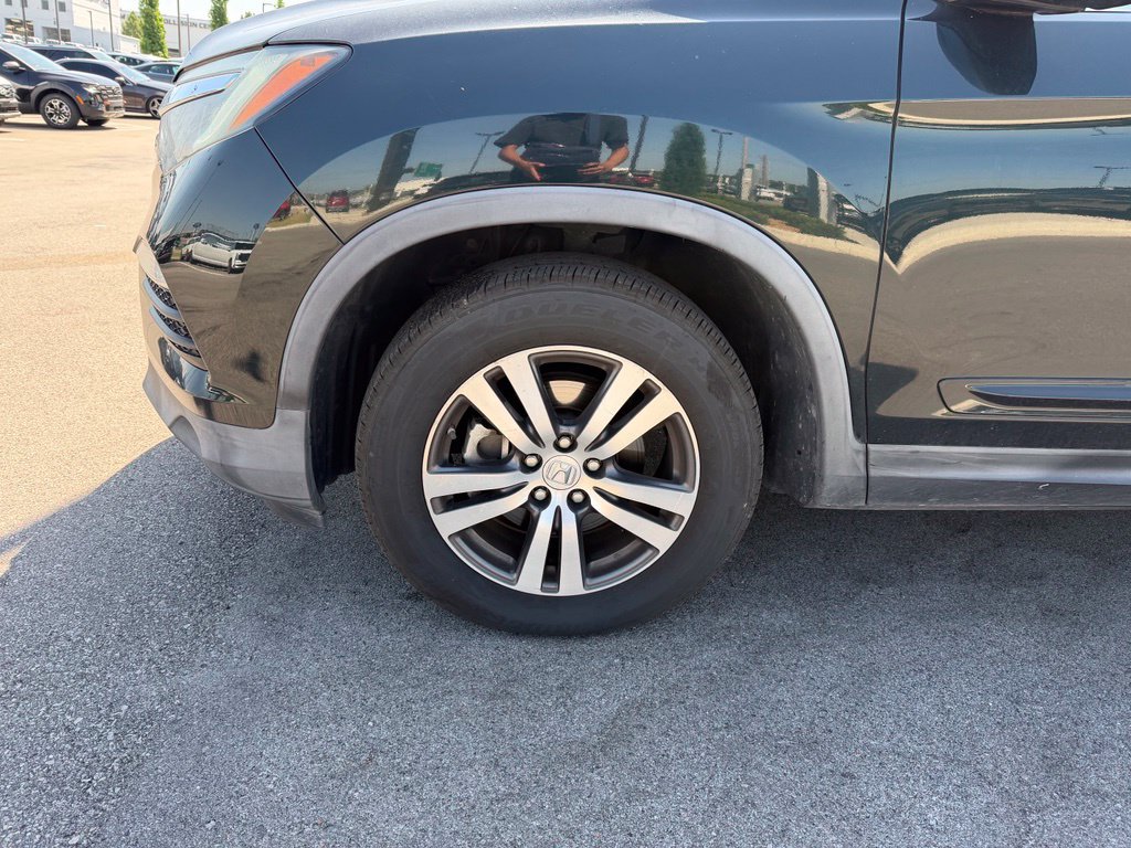Used 2017 Honda Pilot EX-L image 4