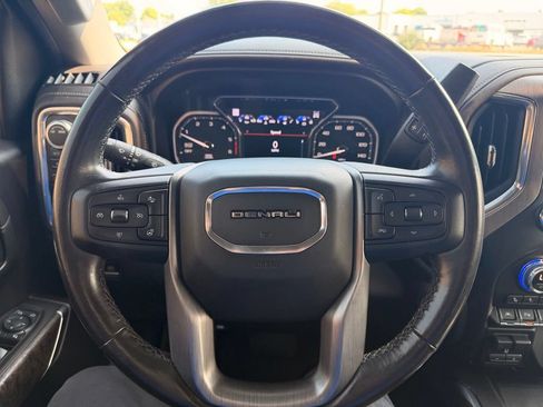 Used 2021 GMC Sierra 1500 Denali w/ Denali Ultimate Package AWD/4WD image 15