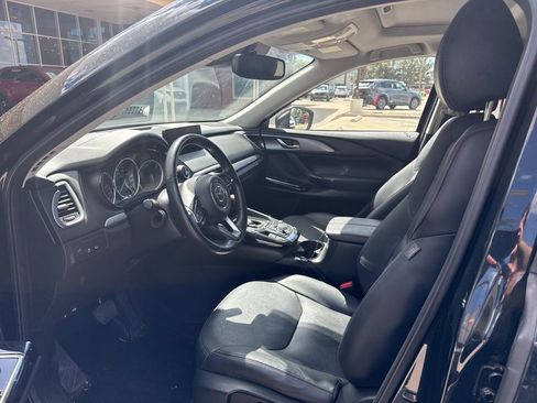 Used 2023 MAZDA CX-9 Touring image 2