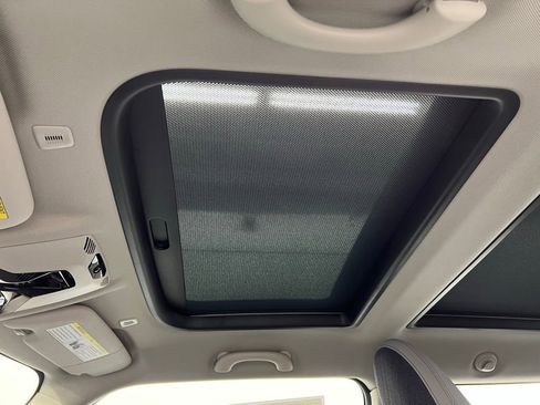 Certified 2025 MINI Cooper S image 13