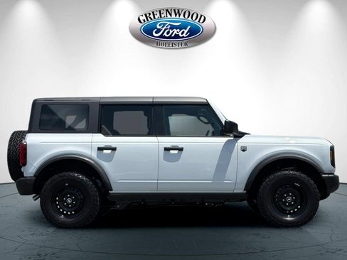 New 2026 Ford Bronco Big Bend w/ Black Diamond Package AWD/4WD image 3