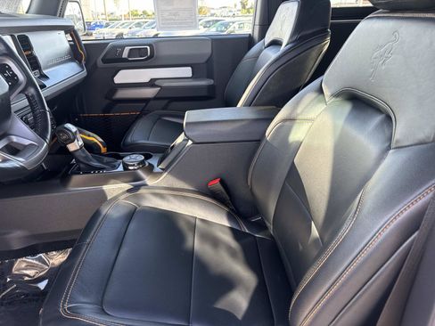Used 2023 Ford Bronco Badlands image 22