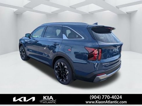 New 2026 Kia Sorento EX w/ EX Premium Package FWD image 5