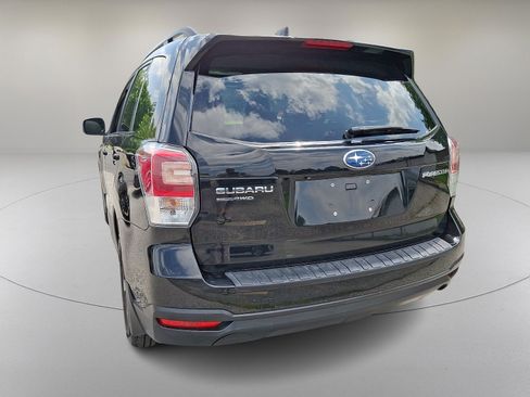 Used 2018 Subaru Forester 2.5i Premium AWD/4WD image 8