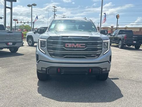 New 2026 GMC Sierra 1500 AT4 w/ AT4 Premium Package AWD/4WD image 9
