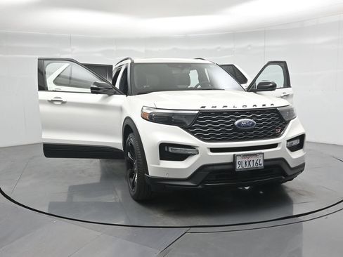 Certified 2023 Ford Explorer ST w/ Equipment Group 401A AWD/4WD image 31