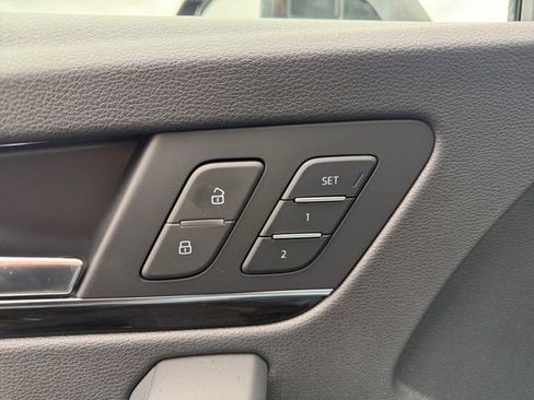 Used 2019 Audi Q5 2.0T Premium Plus w/ Premium Plus Package image 17