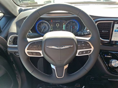 New 2026 Chrysler Voyager LX image 14