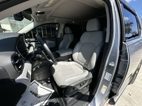 Used 2023 Honda Pilot Touring image 19