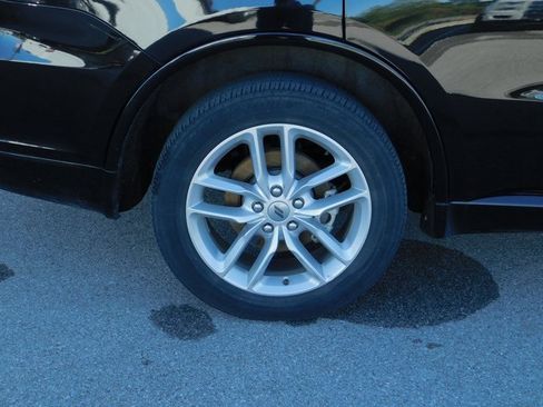 Used 2023 Dodge Durango GT image 11