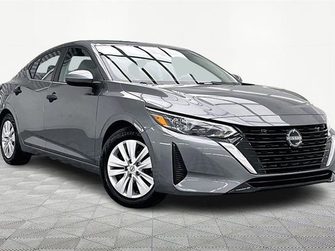 Used 2024 Nissan Sentra S image 12
