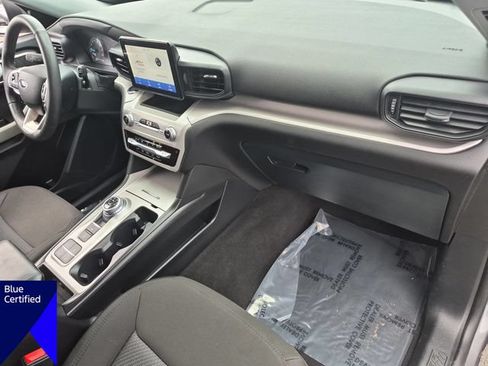 Certified 2024 Ford Explorer XLT RWD image 36