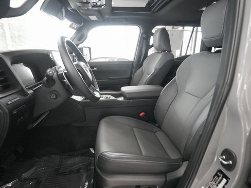 Certified 2026 Lexus GX 550 w/ Accessory Package (2T) AWD/4WD image 7