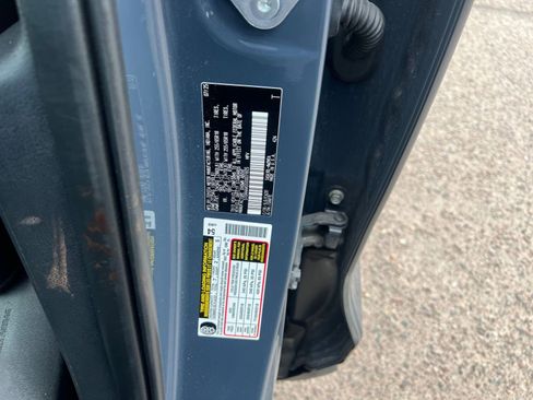 Used 2025 Toyota Grand Highlander FWD image 31