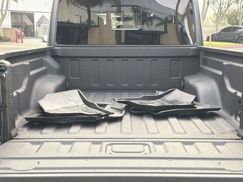 Used 2022 Jeep Gladiator Sport image 28