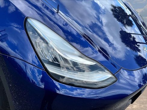 Used 2023 Tesla Model Y Long Range AWD/4WD image 31