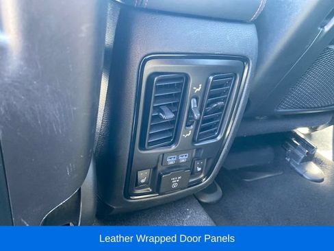 Used 2025 Dodge Durango R/T AWD/4WD image 21
