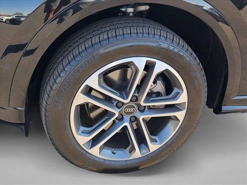 Certified 2025 Audi Q5 Premium w/ Convenience Package AWD/4WD image 24