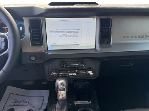 New 2025 Ford Bronco Outer Banks image 13