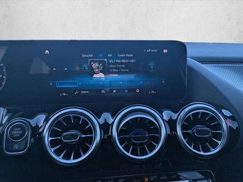 Used 2023 Mercedes-Benz GLA 250 4MATIC image 12